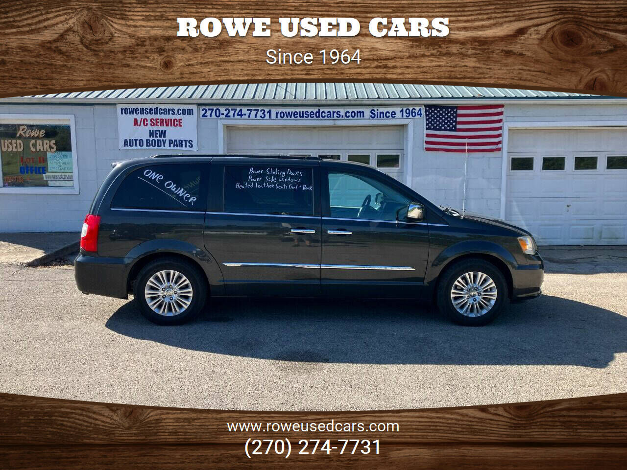 2012 CHRYSLER Town and Country