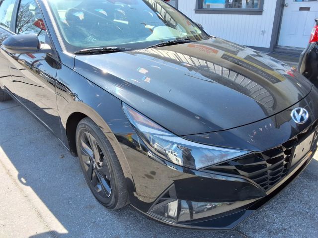 2021 HYUNDAI Elantra
