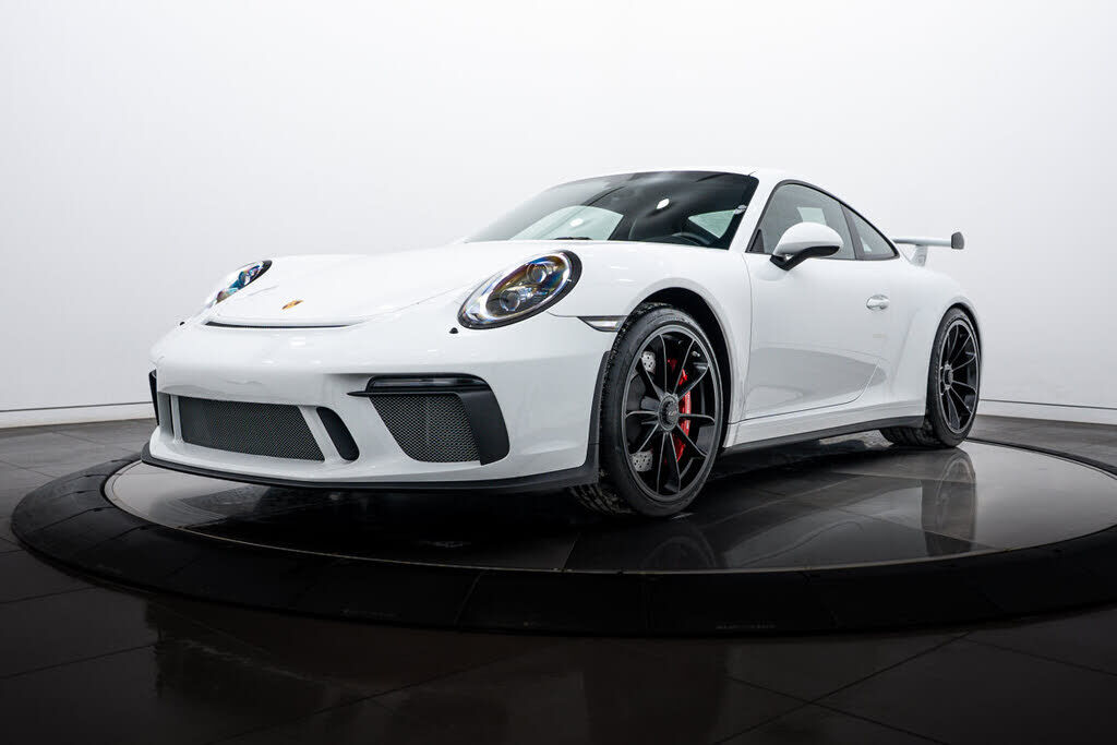 2018 PORSCHE 911