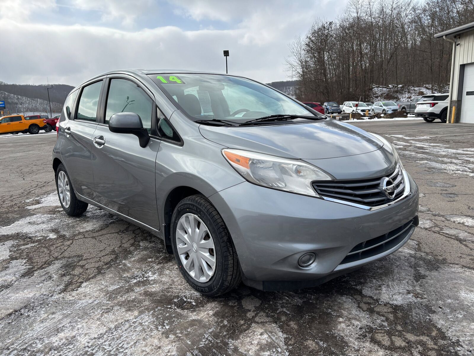 2014 NISSAN Versa