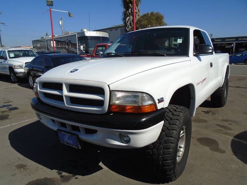 1998 DODGE Dakota