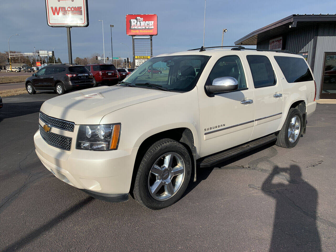 2014 CHEVROLET Suburban