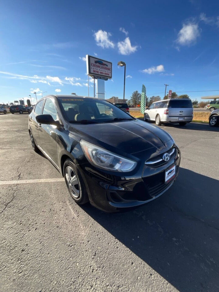 2016 HYUNDAI Accent