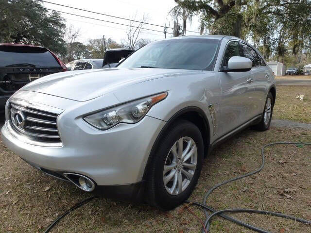 2016 INFINITI QX70