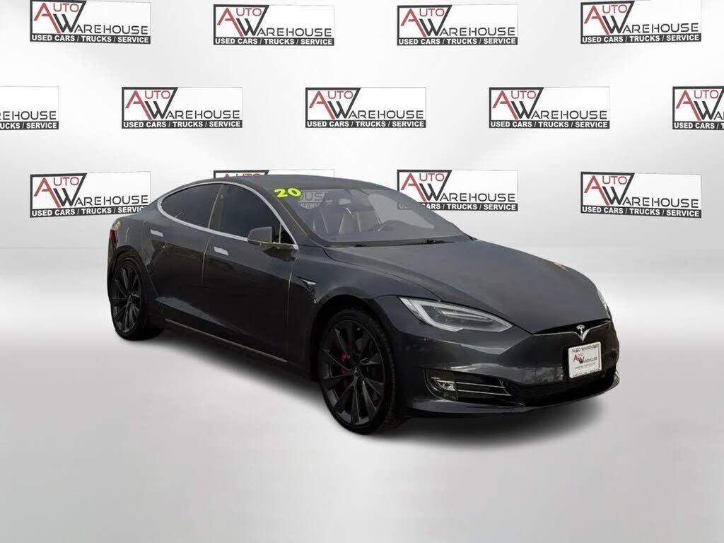 2020 TESLA Model S