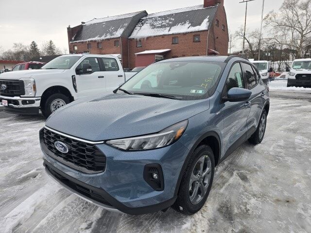 2026 FORD Escape