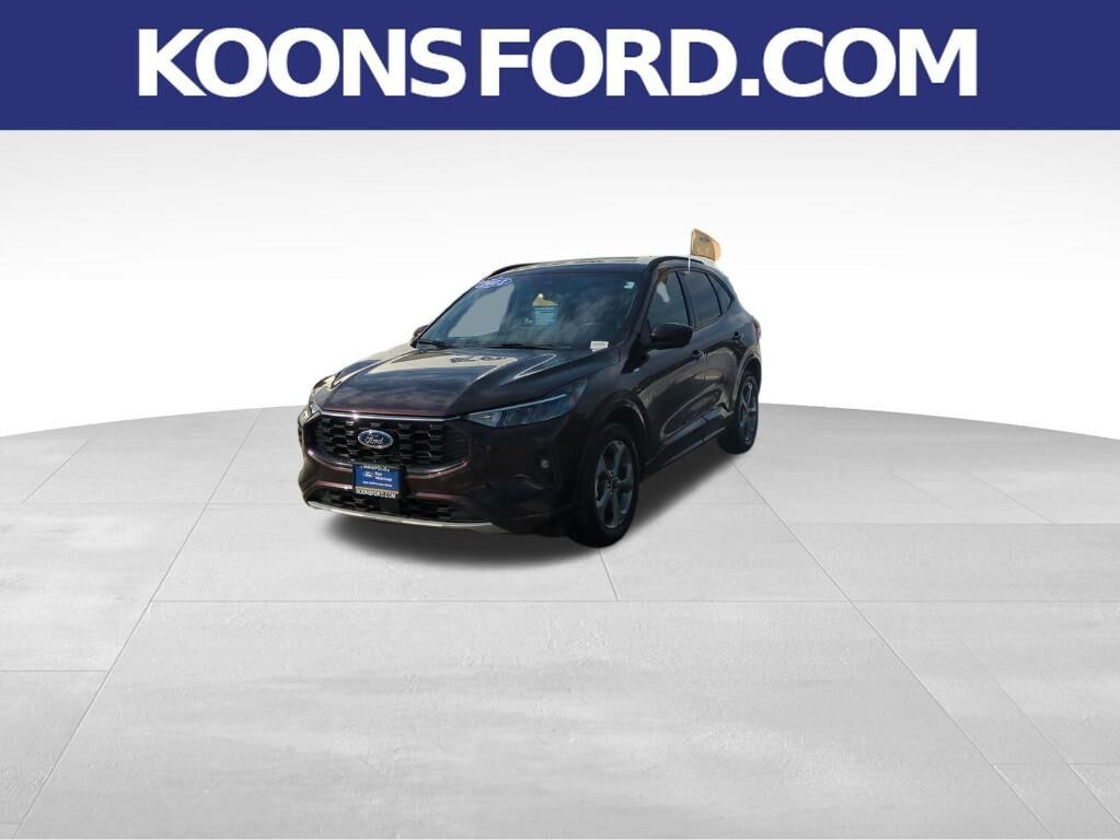 2023 FORD Escape