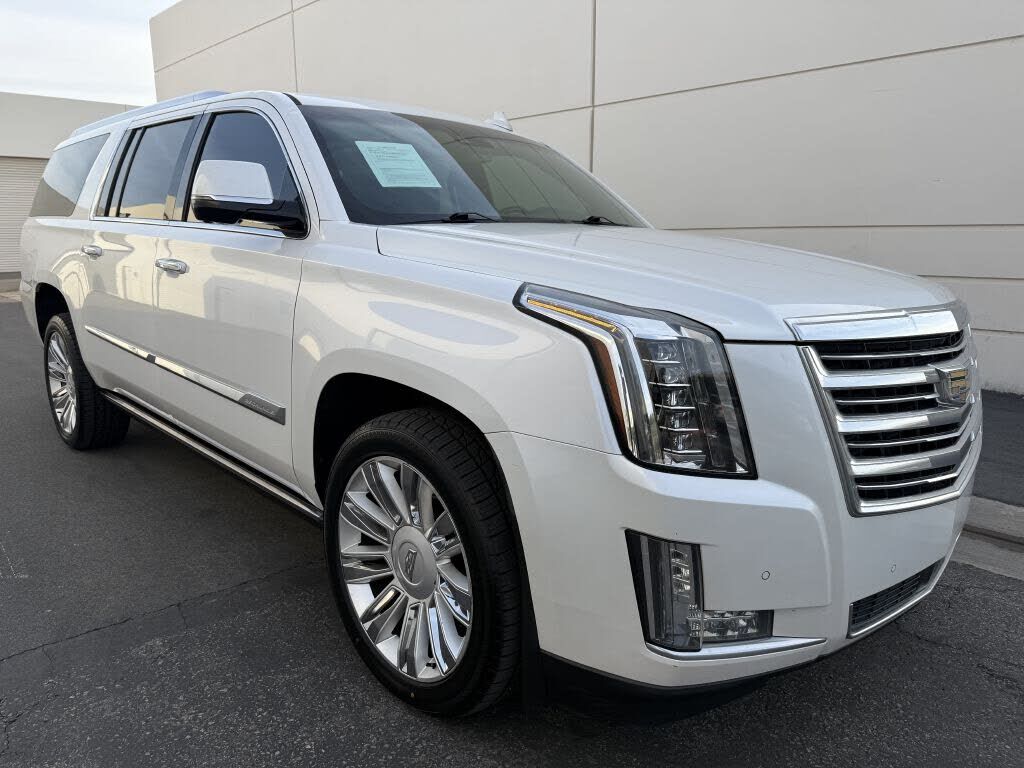 2016 CADILLAC Escalade