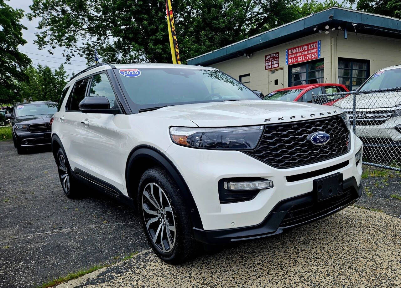 2020 FORD Explorer