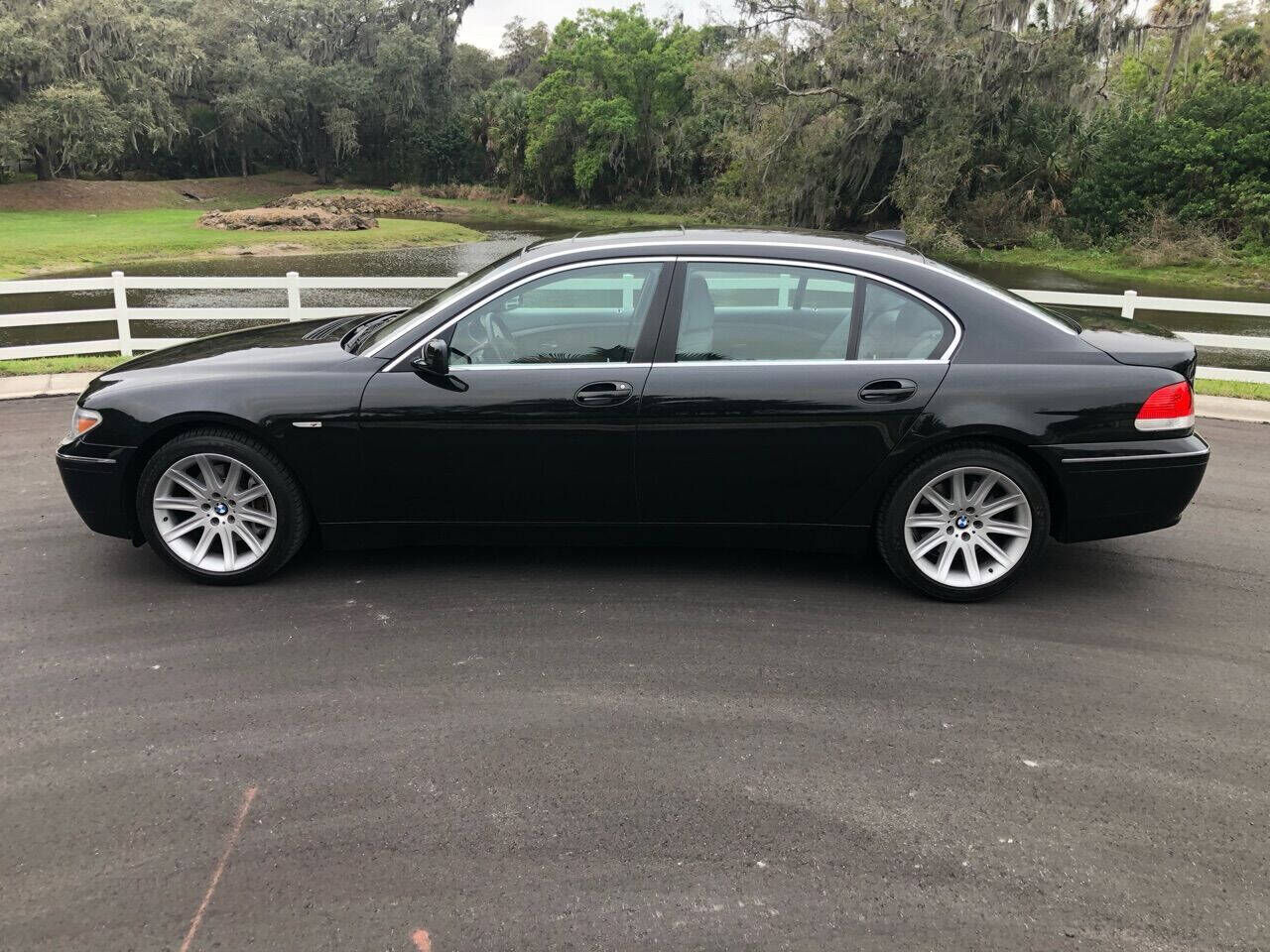 2003 BMW 7 Series