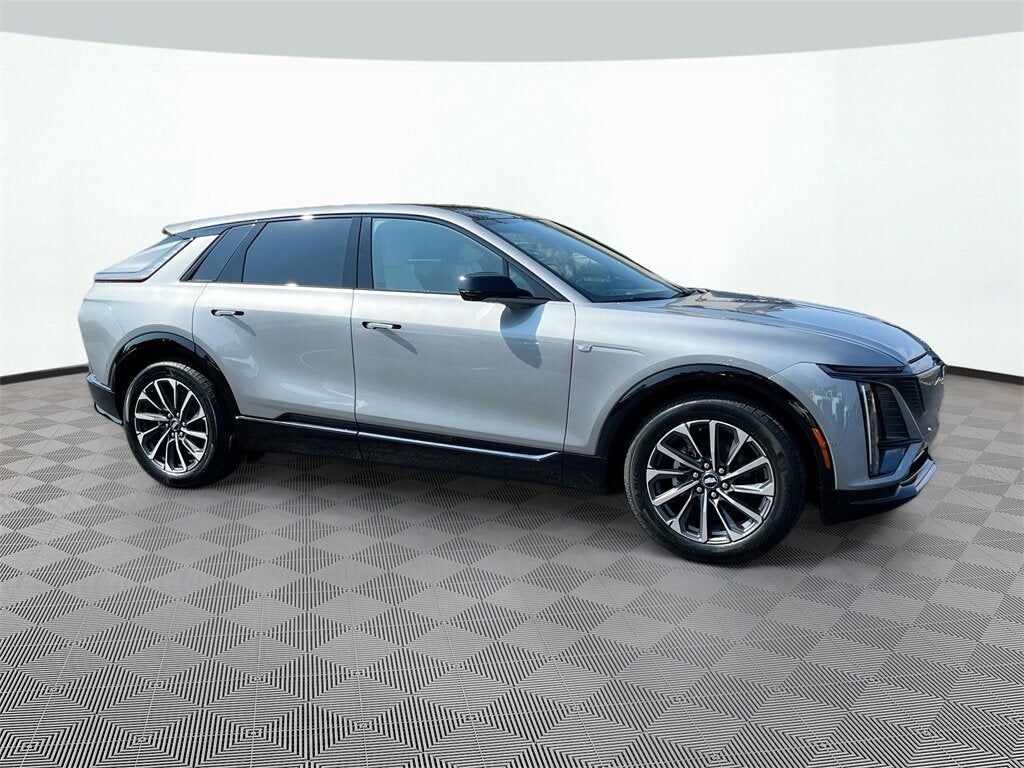 2026 CADILLAC Lyriq