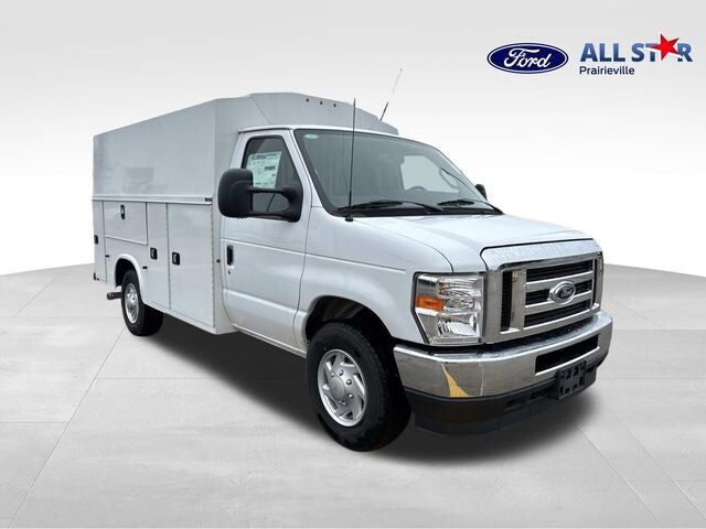 2025 FORD E-350