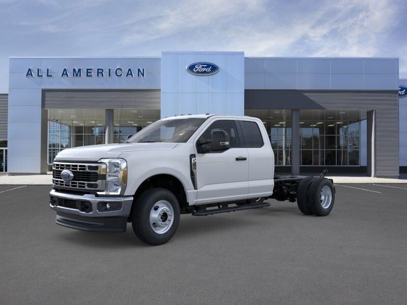 2025 FORD F-350
