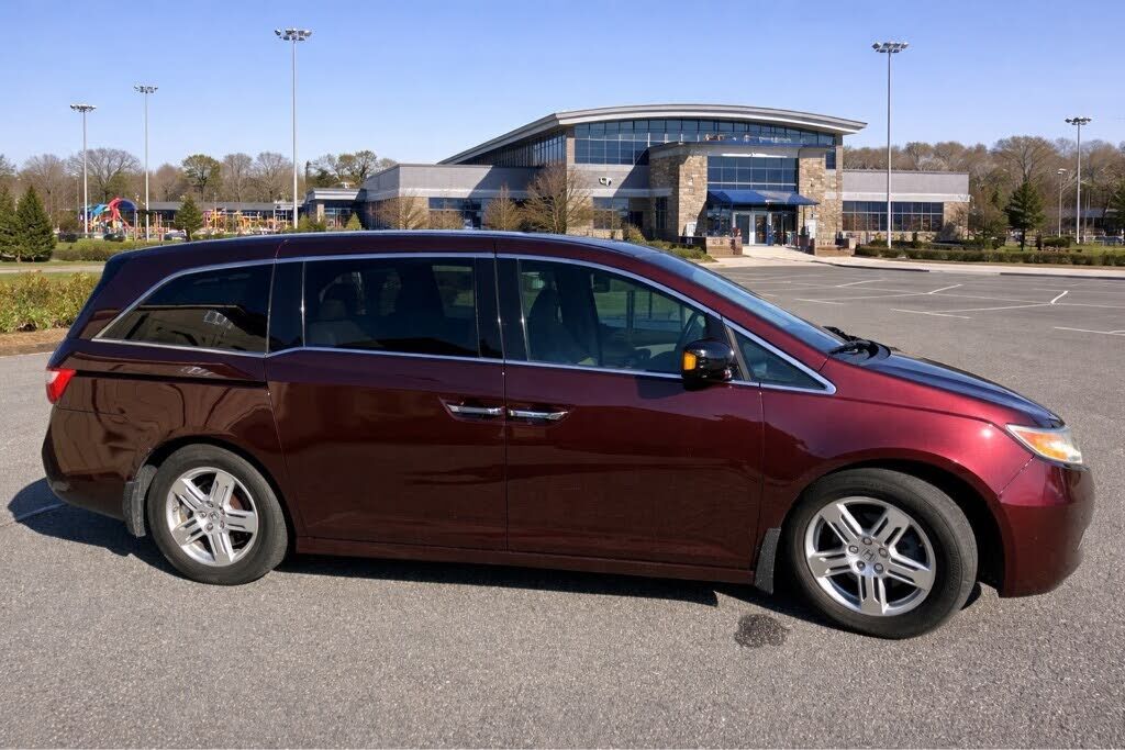 2013 HONDA Odyssey
