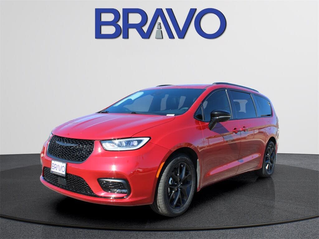 2025 CHRYSLER Pacifica