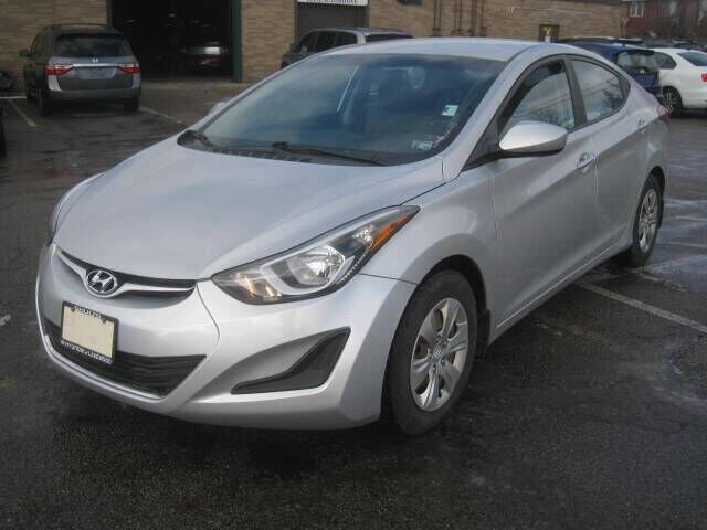 2016 HYUNDAI Elantra