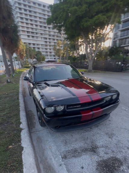 2012 DODGE Challenger