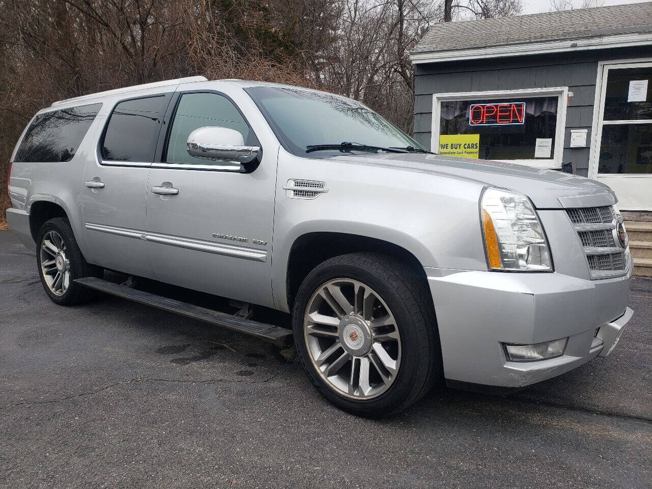 2013 CADILLAC Escalade