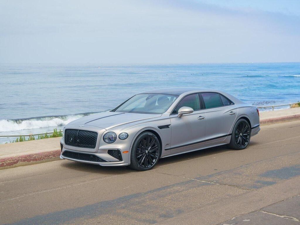 2025 BENTLEY Flying Spur