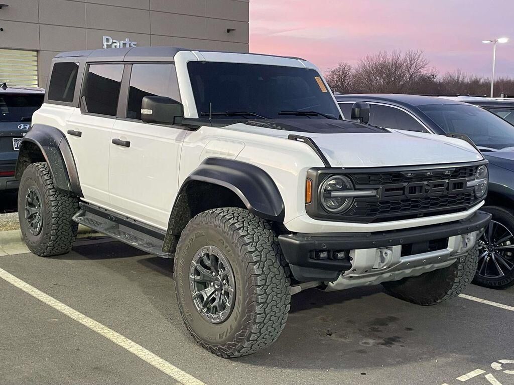 2023 FORD Bronco