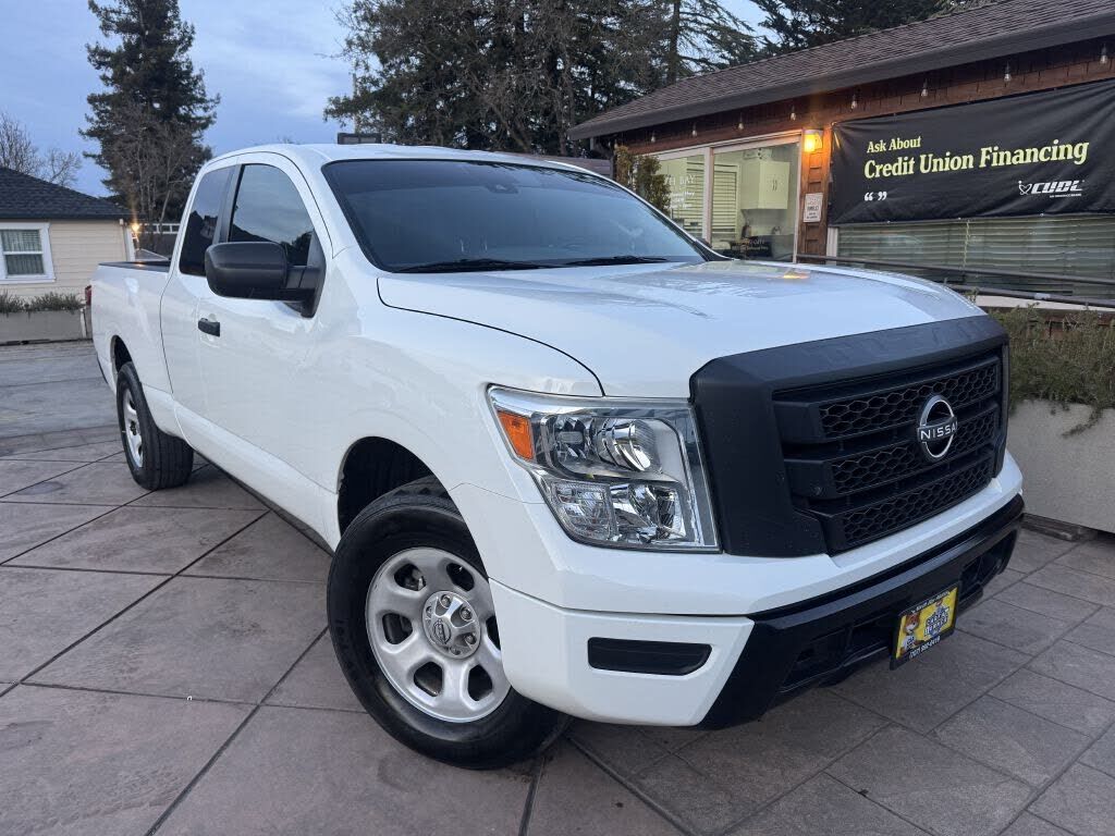 2023 NISSAN Titan