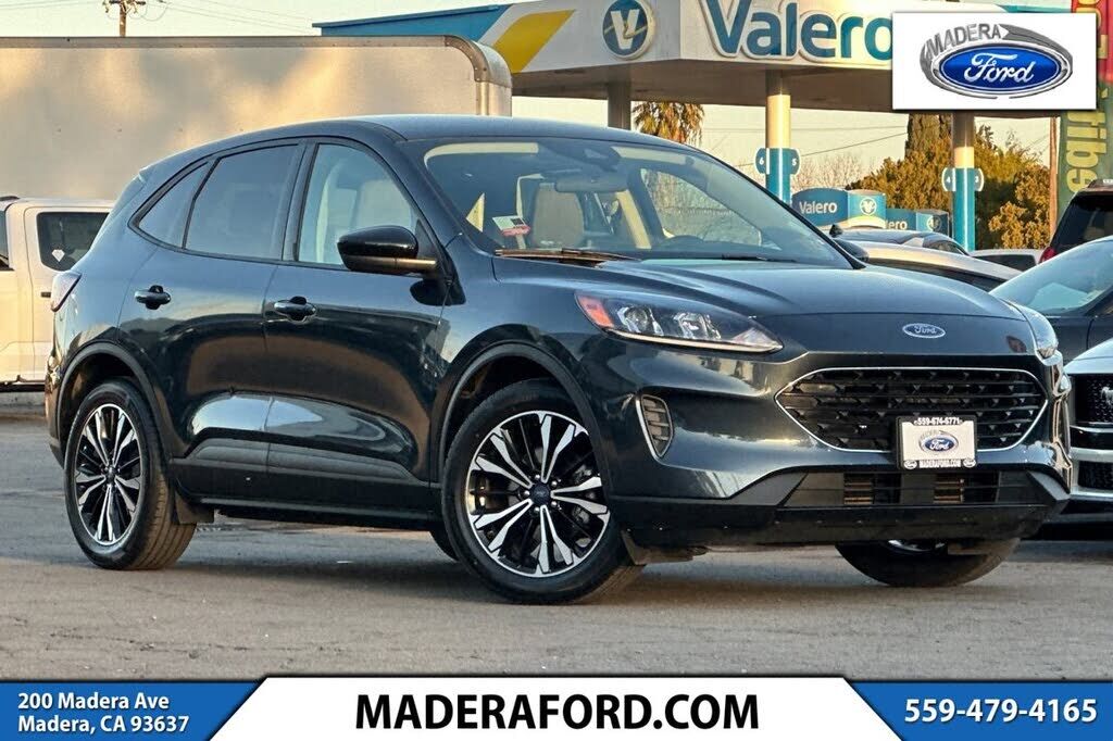 2022 FORD Escape