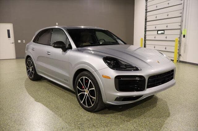 2021 PORSCHE Cayenne