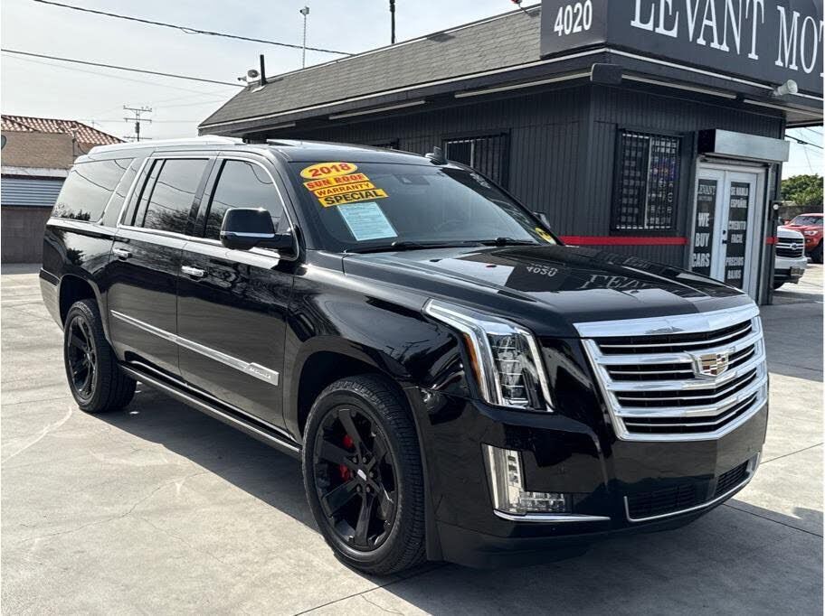 2018 CADILLAC Escalade ESV