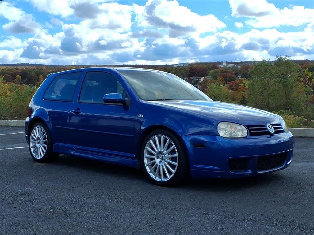 2004 VOLKSWAGEN R32