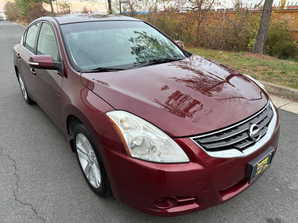 2010 NISSAN Altima