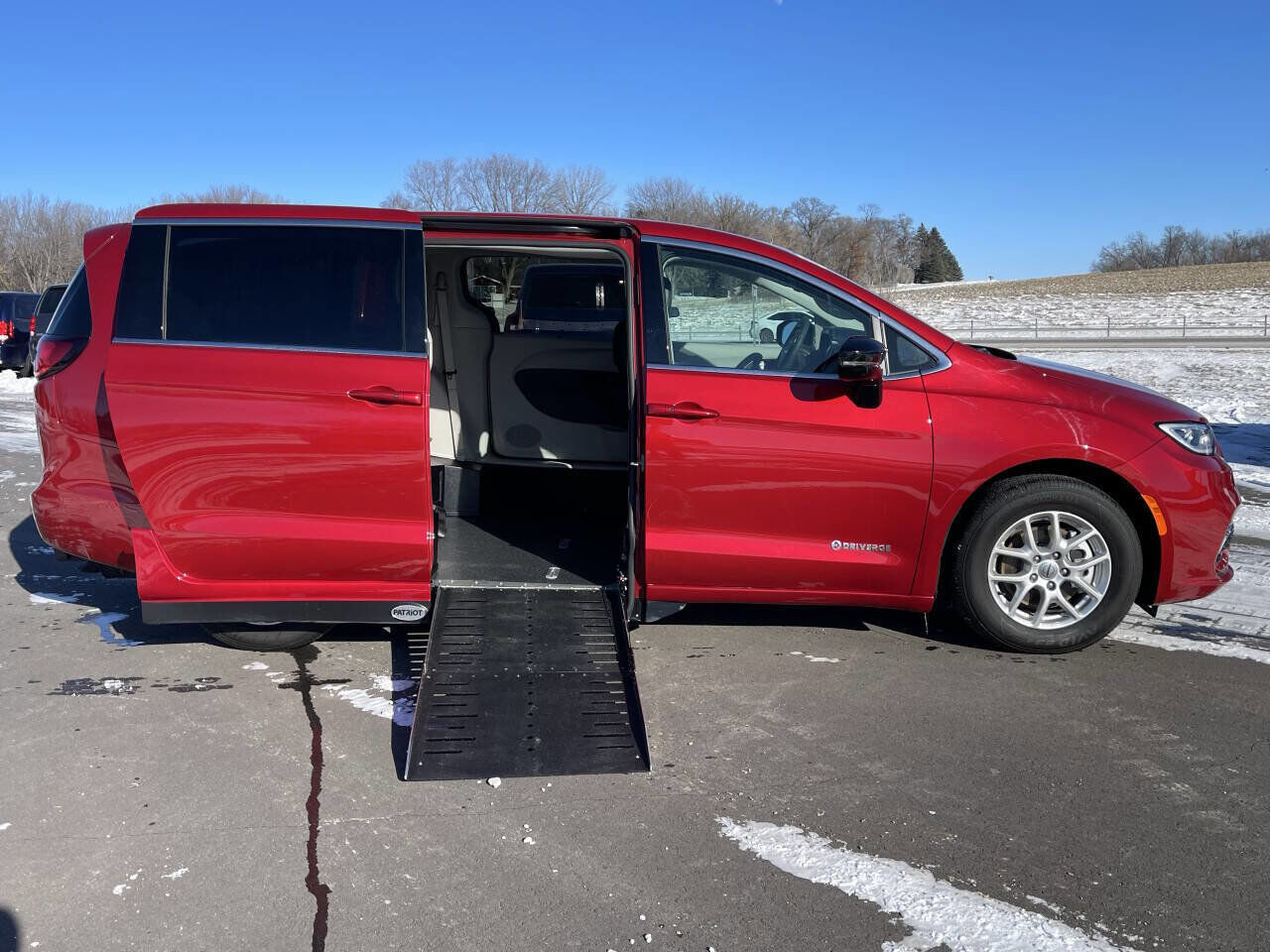 2024 CHRYSLER Pacifica