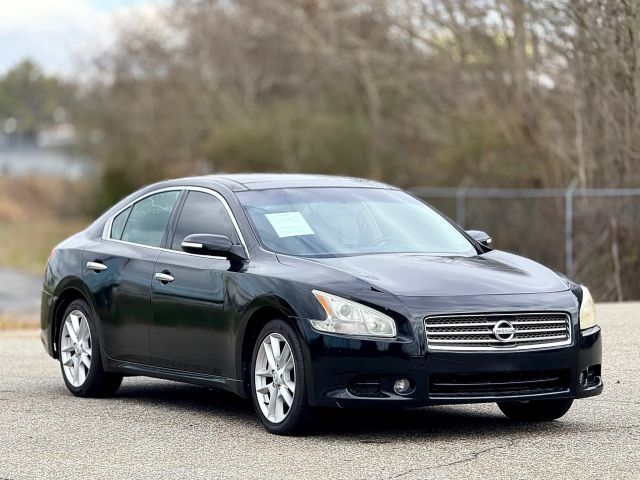 Nissan Maxima