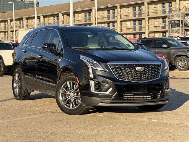 2022 CADILLAC XT5