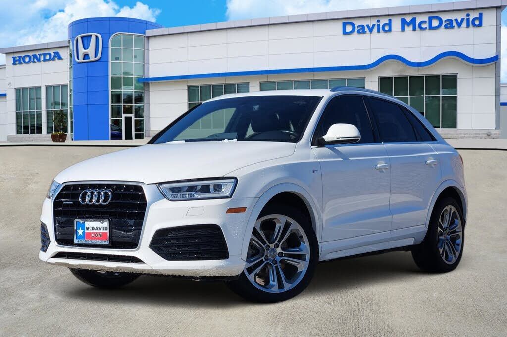 2016 AUDI Q3