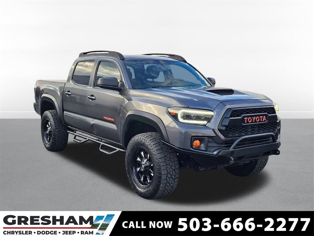 2017 TOYOTA Tacoma
