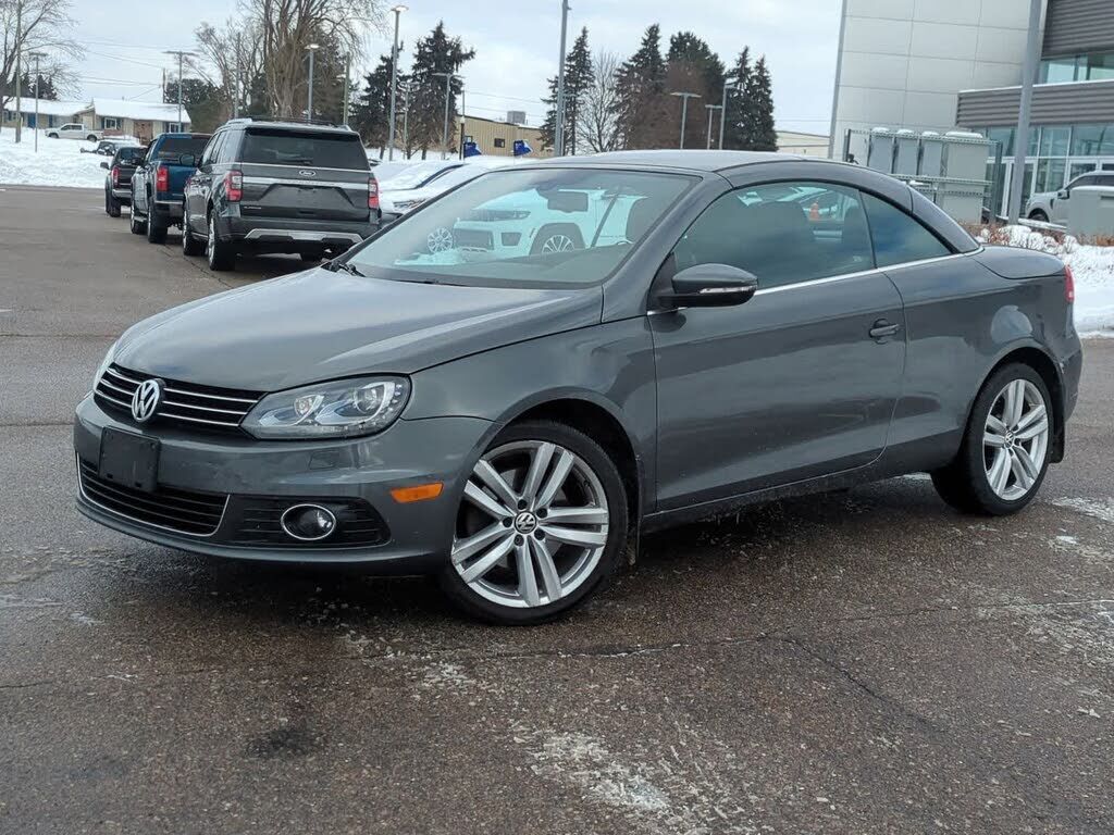 2013 VOLKSWAGEN Eos