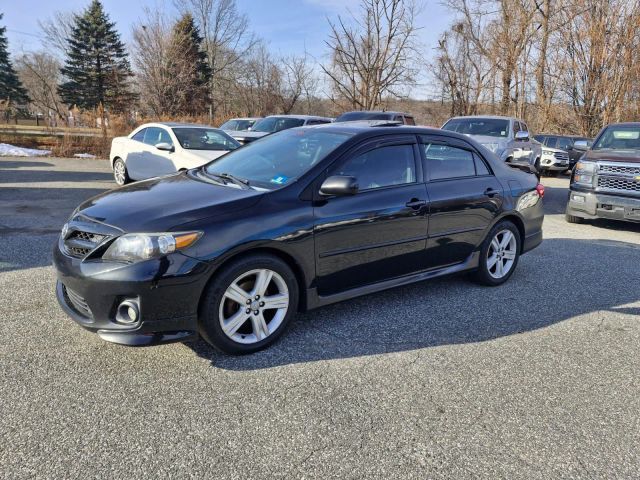 2013 TOYOTA Corolla