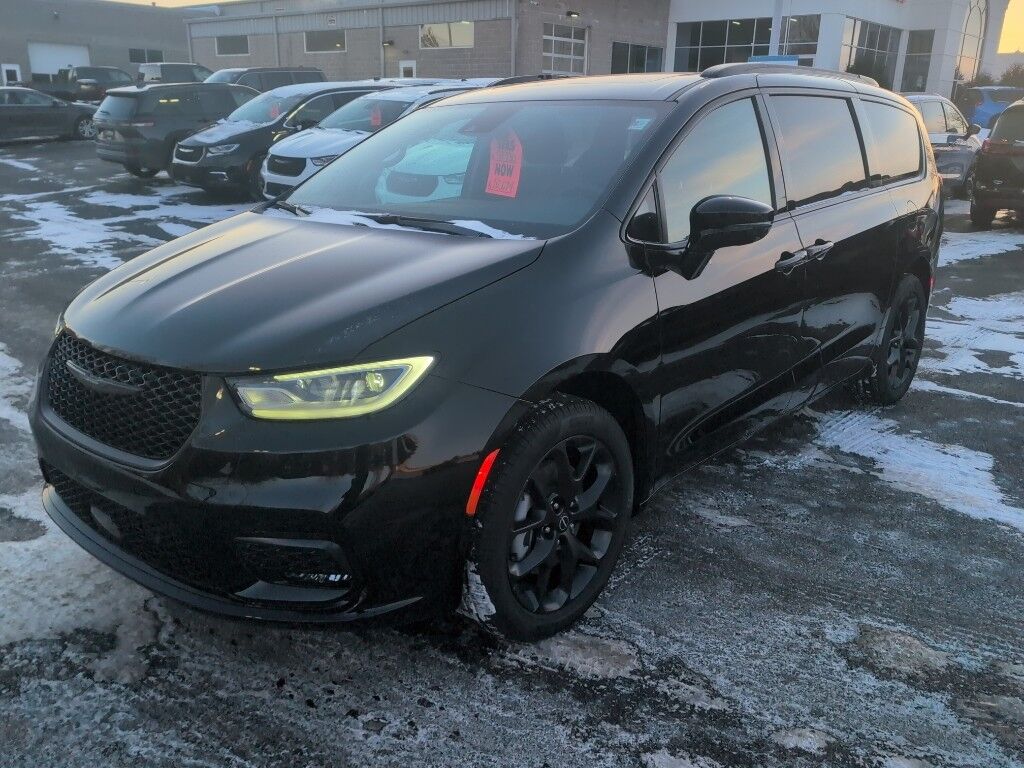 2026 CHRYSLER Pacifica