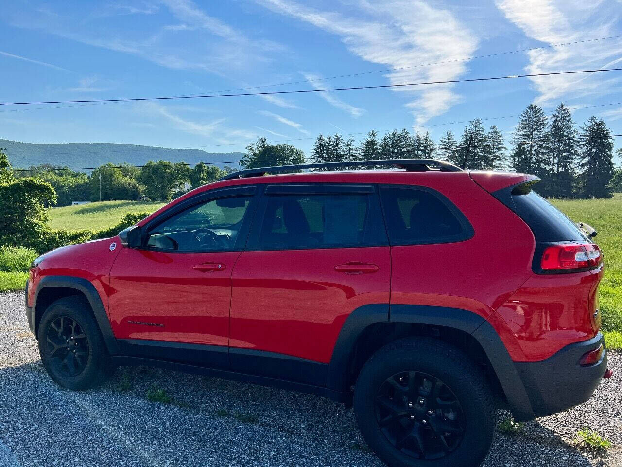 2017 JEEP Cherokee
