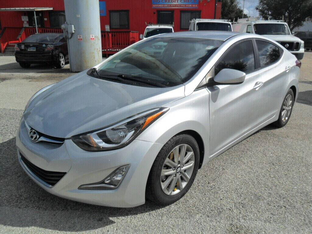 2016 HYUNDAI Elantra