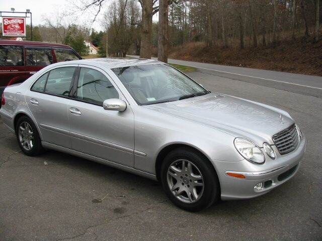 2004 MERCEDES-BENZ E-Class