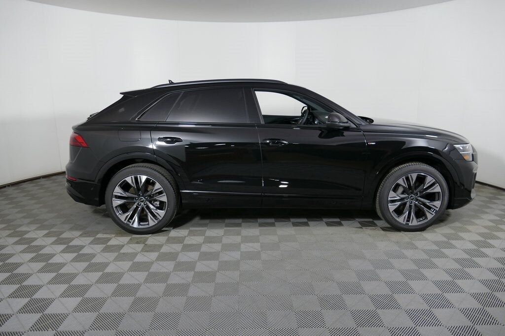 2026 Audi Q8