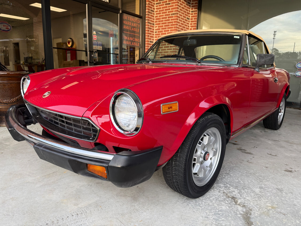 1982 FIAT Spider 2000