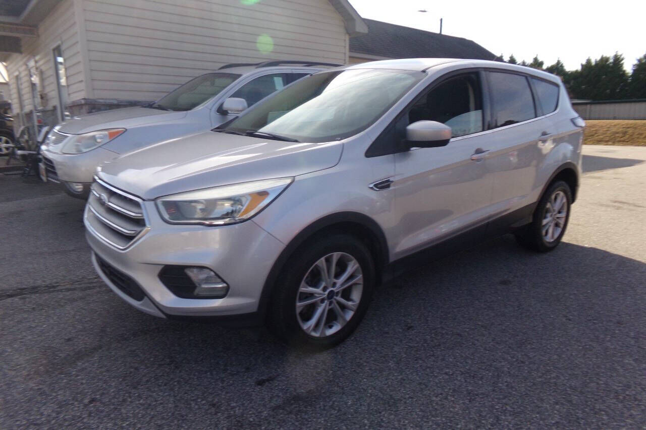 2017 FORD Escape
