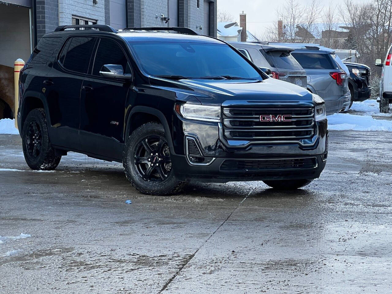 2023 GMC Acadia