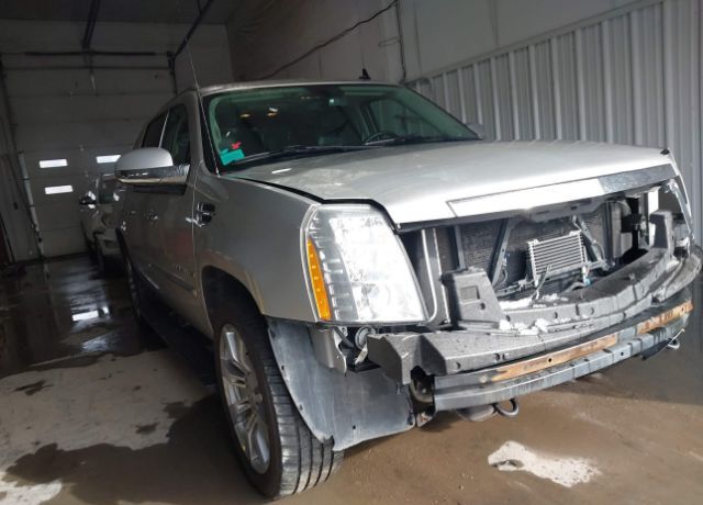 2011 CADILLAC Escalade