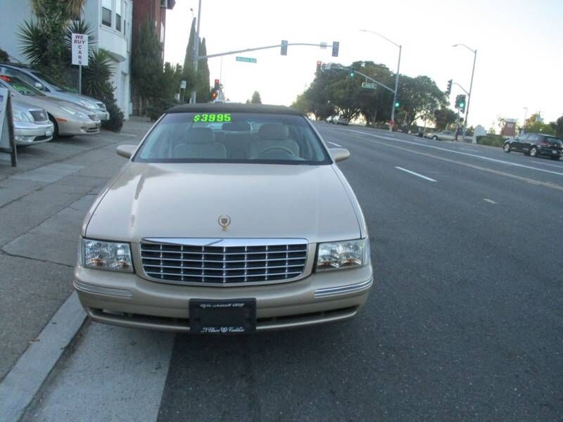1997 CADILLAC Deville