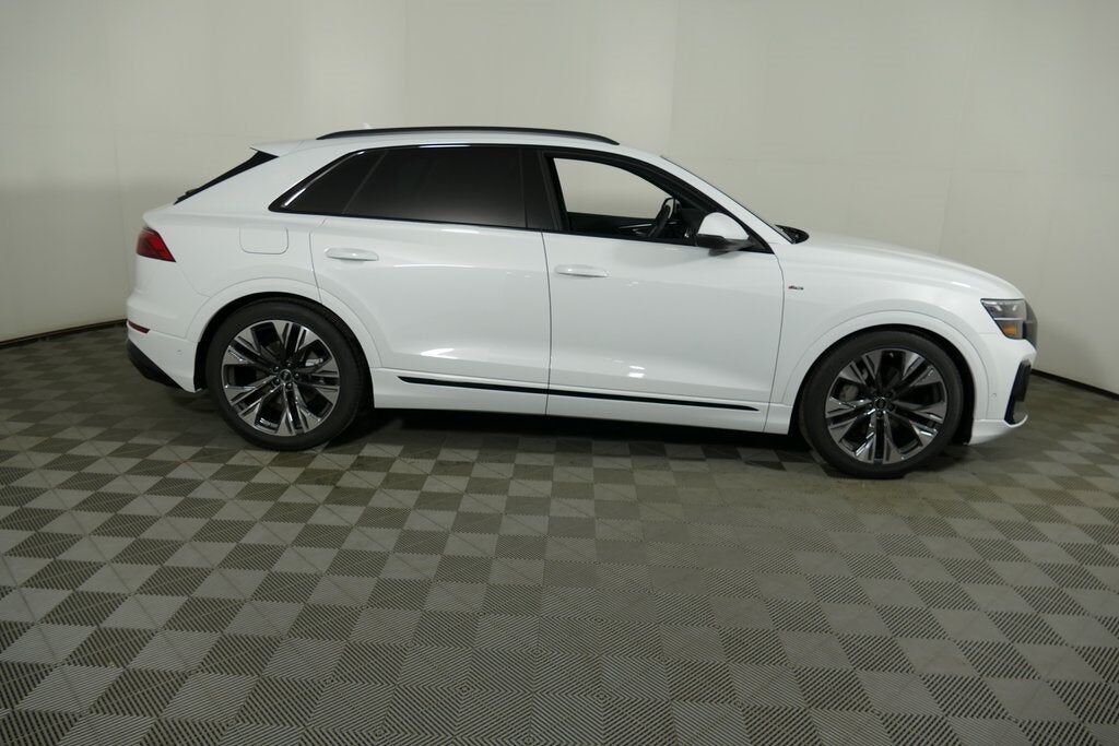 2026 Audi Q8