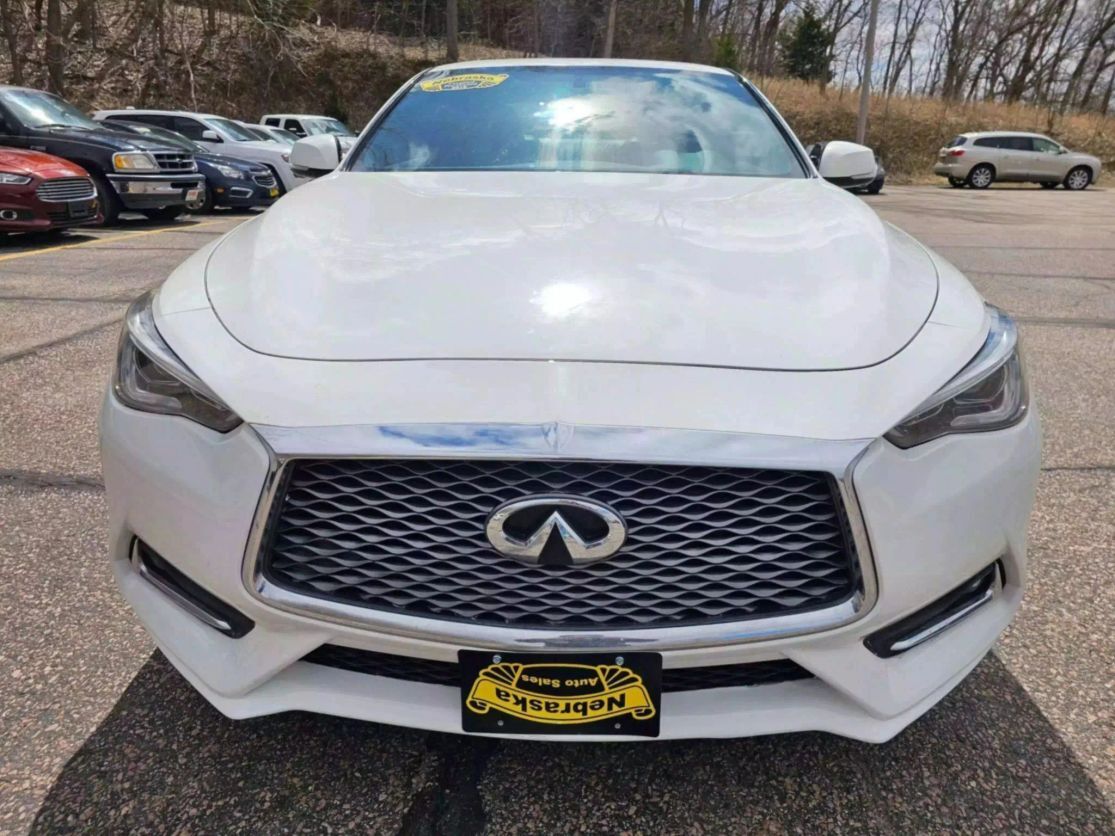 2018 INFINITI Q60