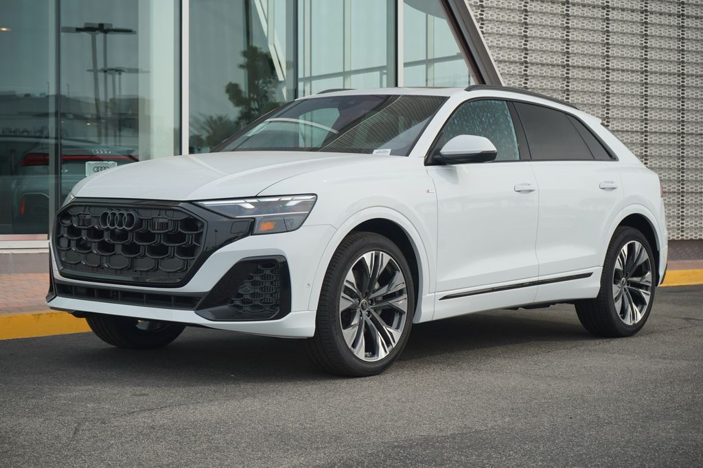 2026 AUDI Q8